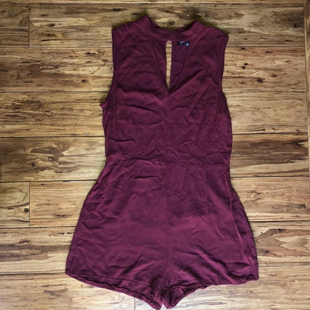 Junior’s Kendall & Kylie Romper
